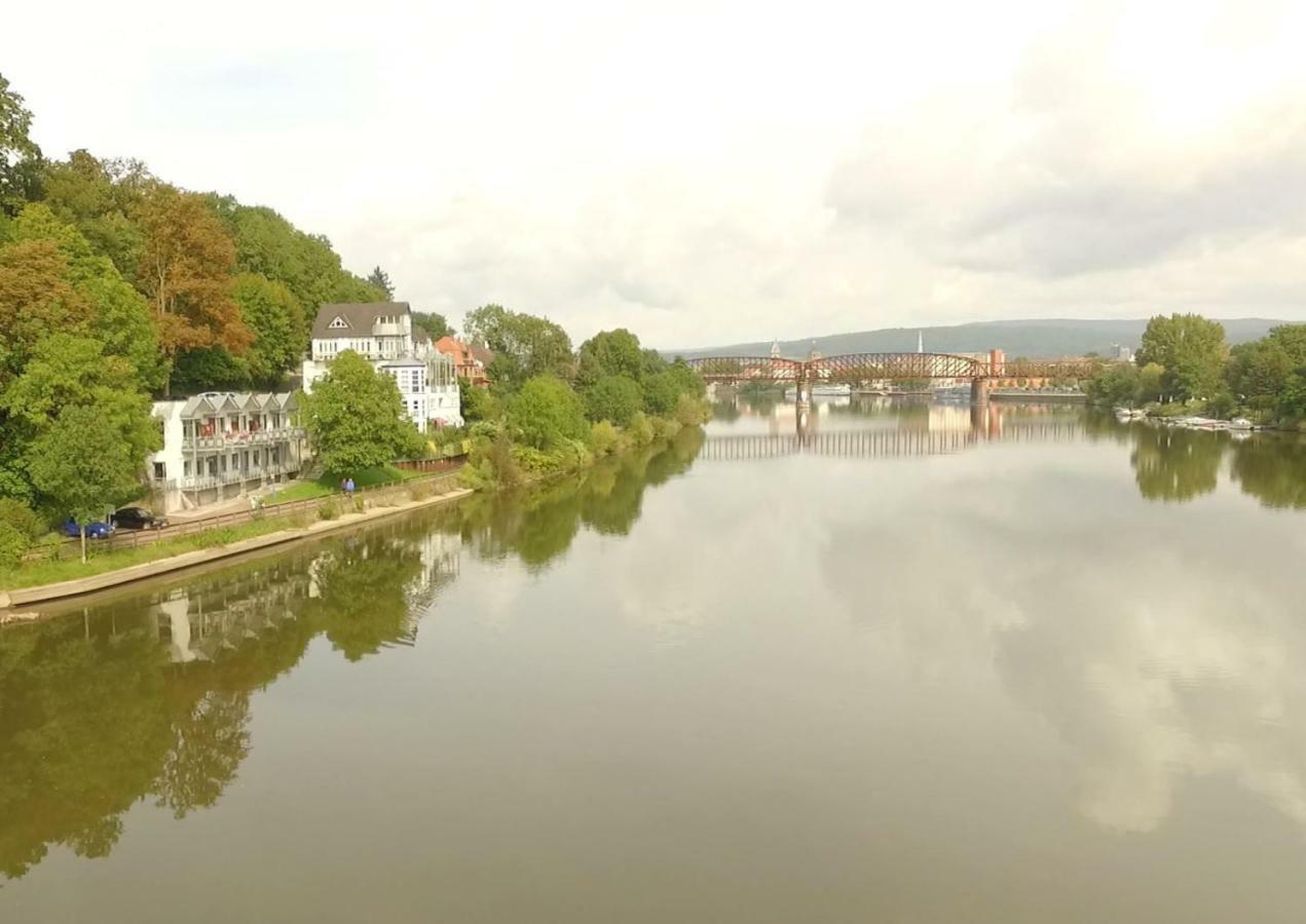 Weserwohnung - Bootshaus Urlaub Am Wasser Хамелн Екстериор снимка